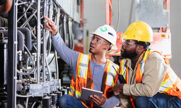 Best Electrical Outlet Repair  in Warrington, FL